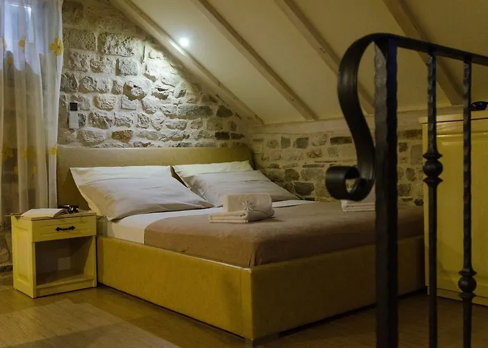 Kaja Lägenhet Trogir